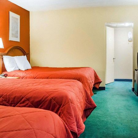 Rodeway Inn Harrisburg Ngoại thất bức ảnh
