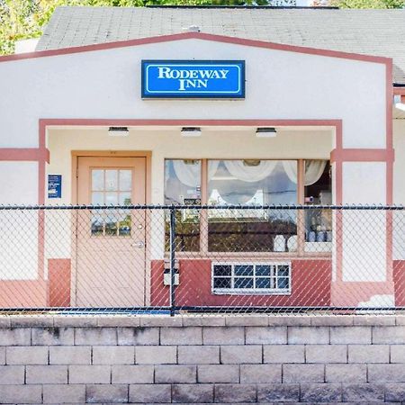 Rodeway Inn Harrisburg Ngoại thất bức ảnh