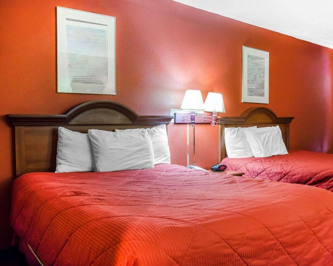 Rodeway Inn Harrisburg Ngoại thất bức ảnh