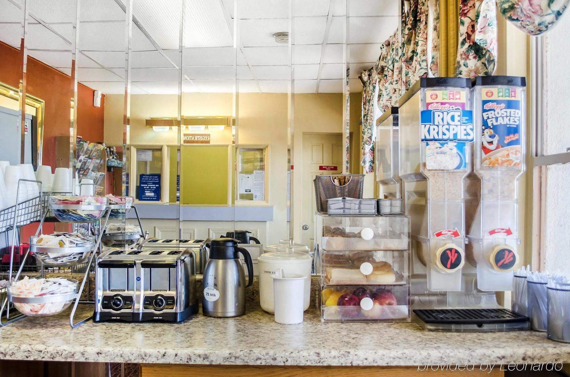 Rodeway Inn Harrisburg Ngoại thất bức ảnh