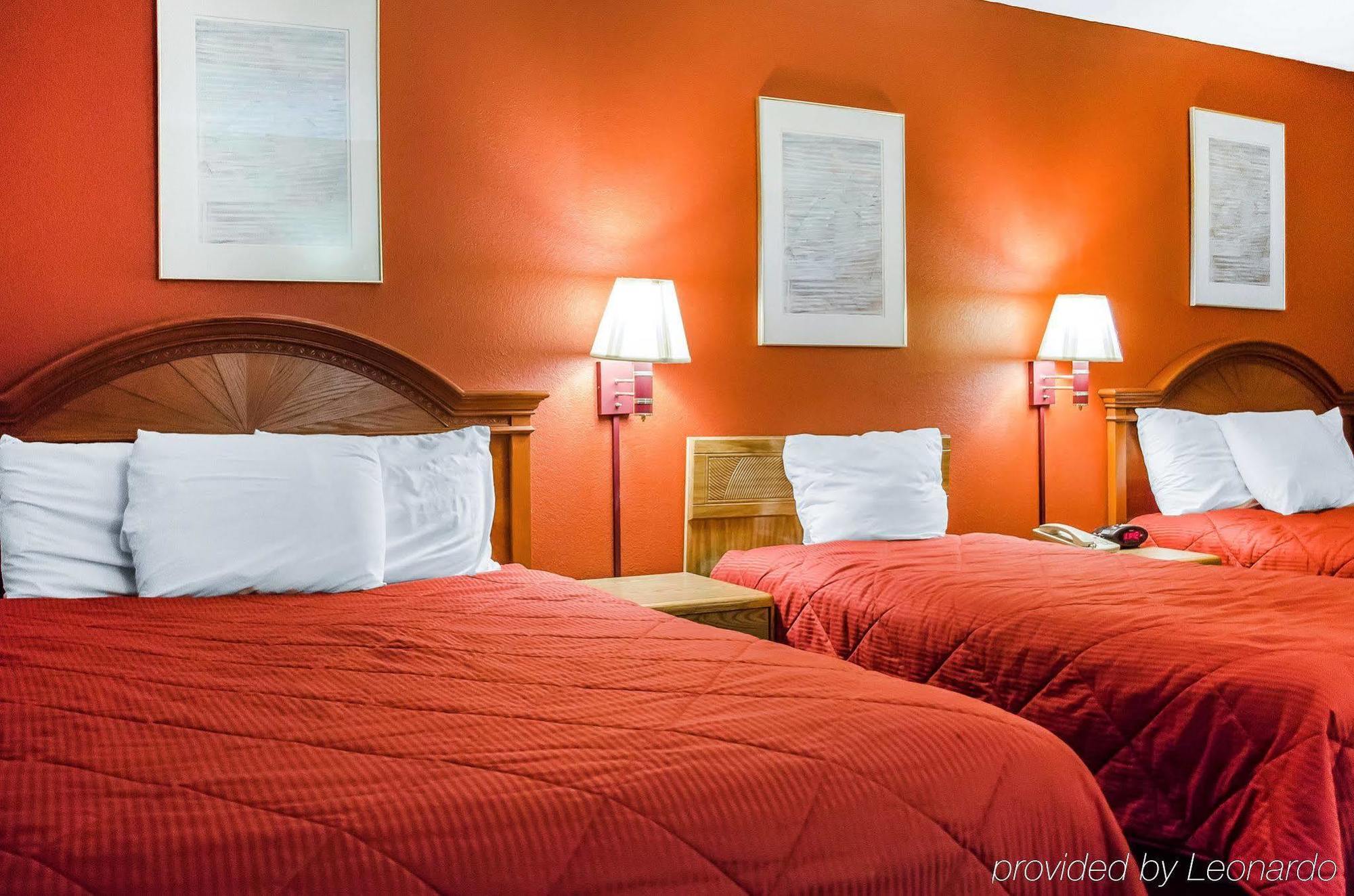 Rodeway Inn Harrisburg Ngoại thất bức ảnh