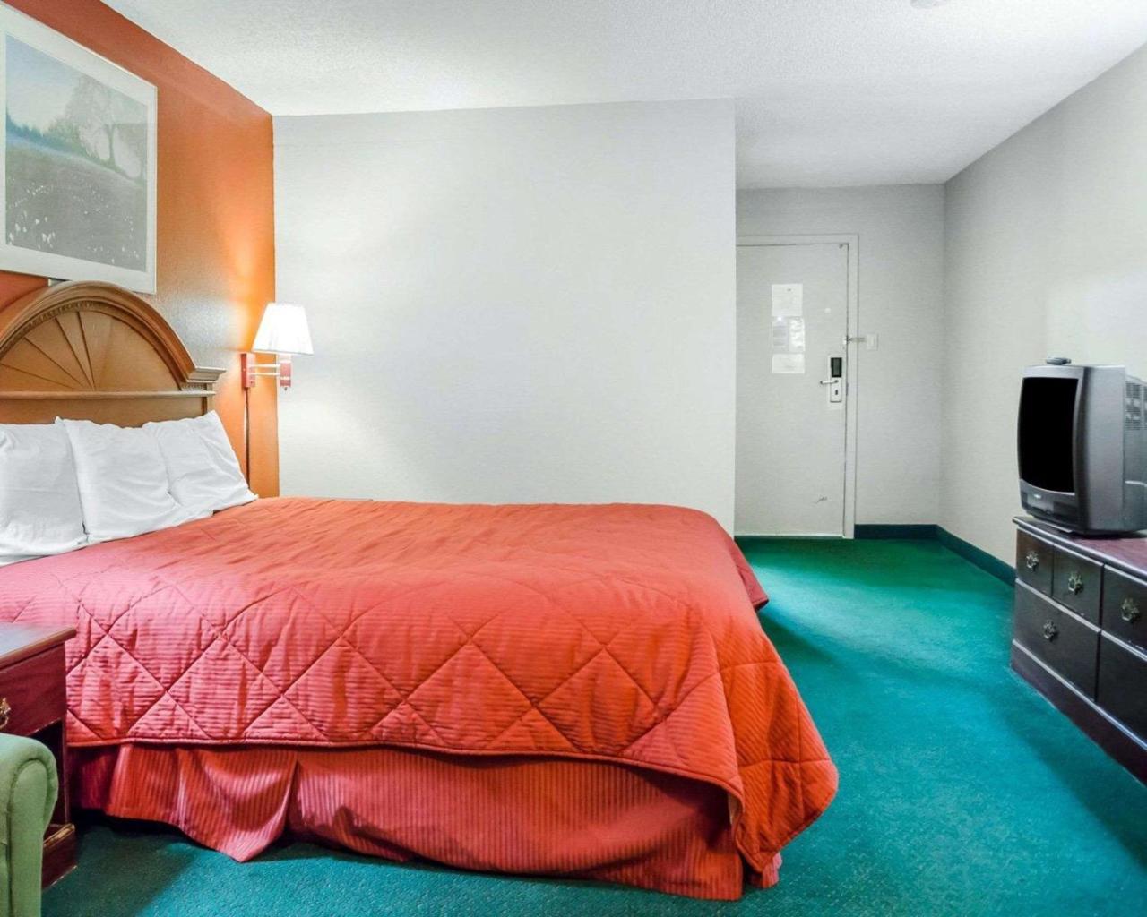 Rodeway Inn Harrisburg Ngoại thất bức ảnh